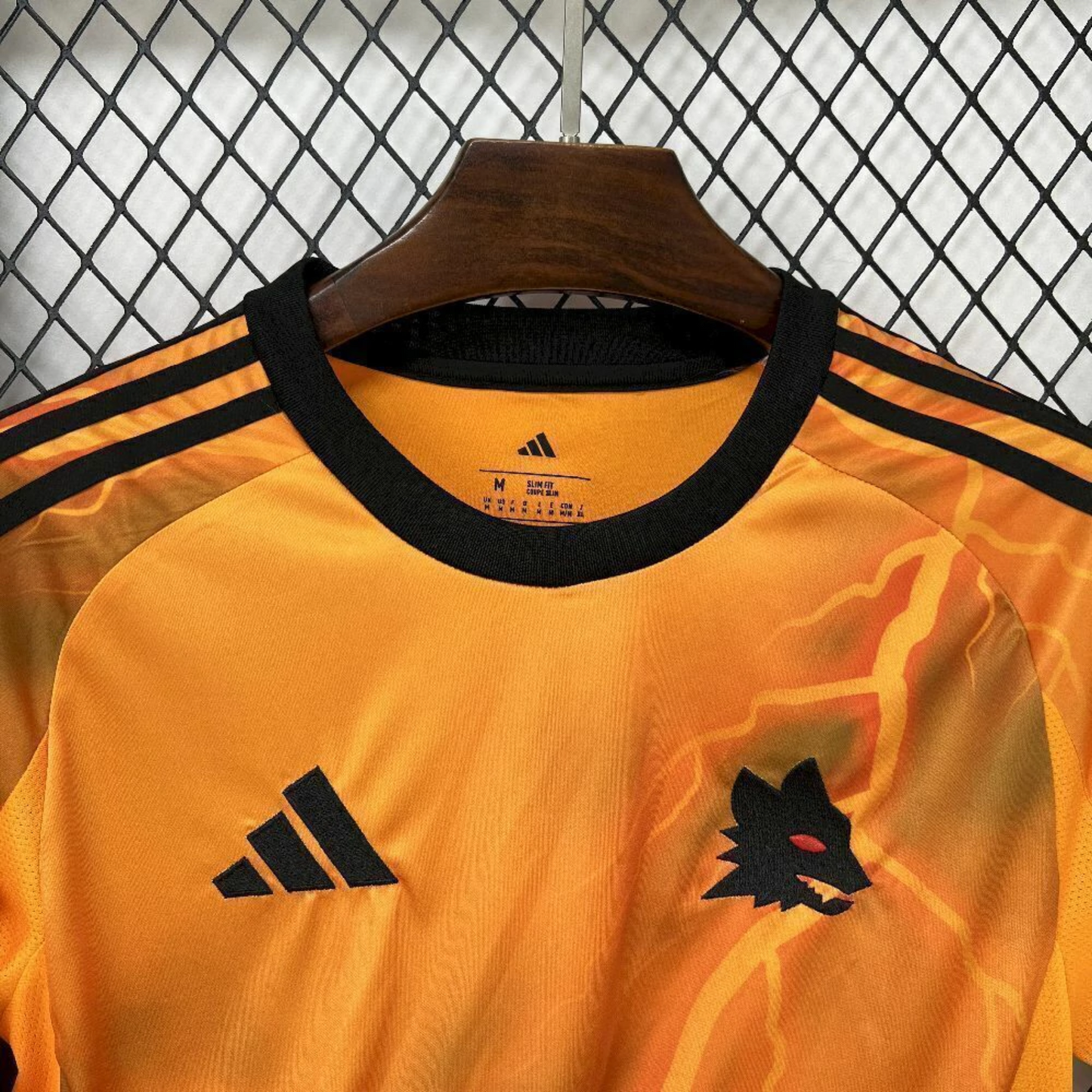 Roma II dres - 25/26