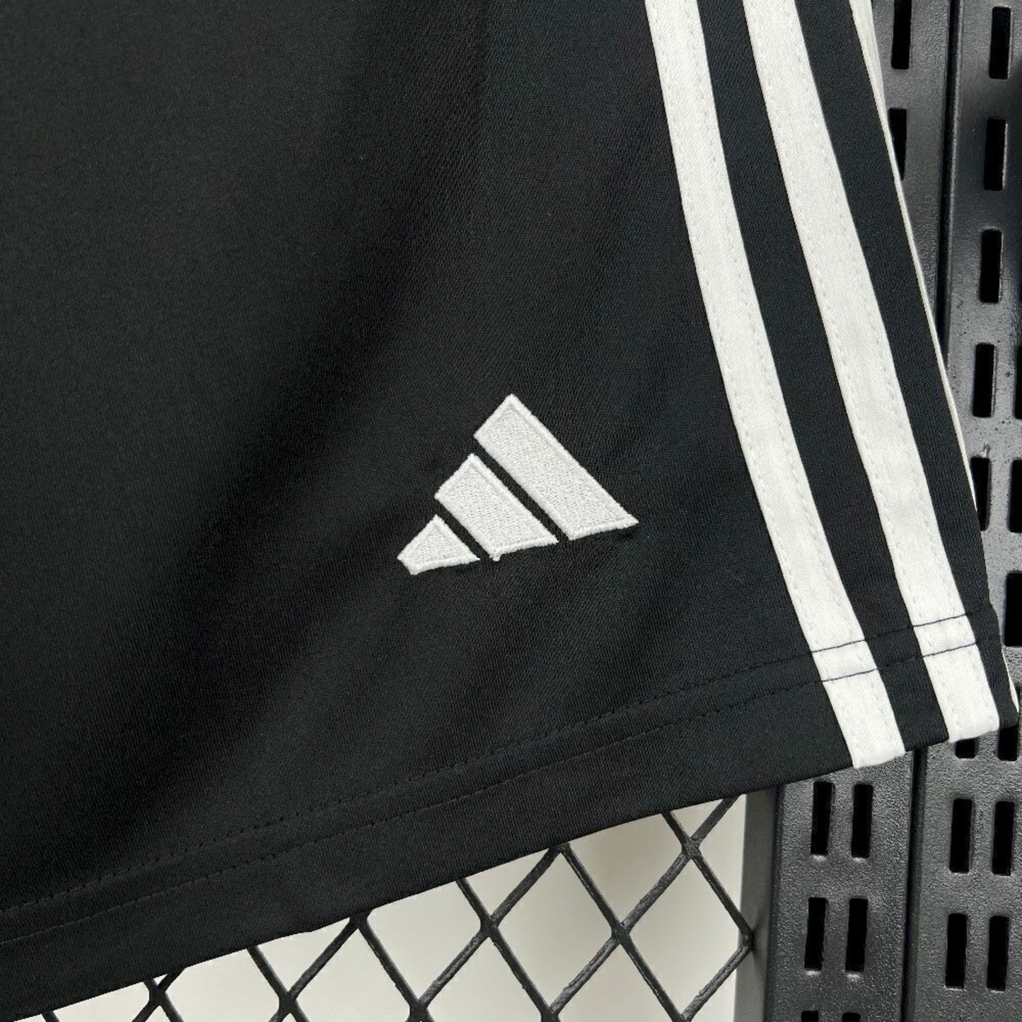 Newcastle United Šorc - 25/26