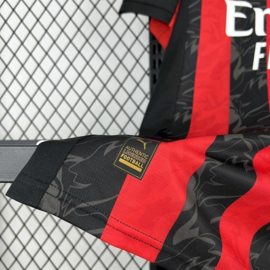 AC Milan dres- 25/26