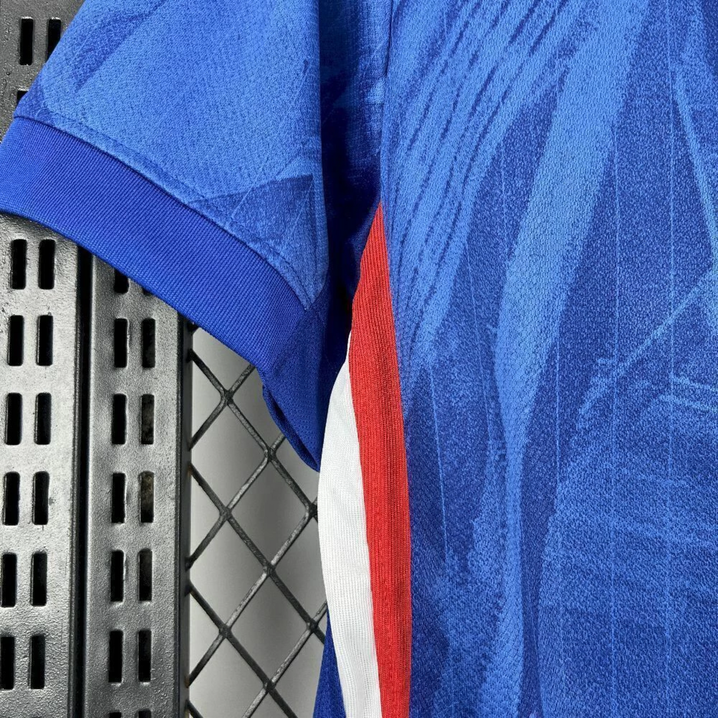 Chelsea 120th Anniversary dres - 25/26