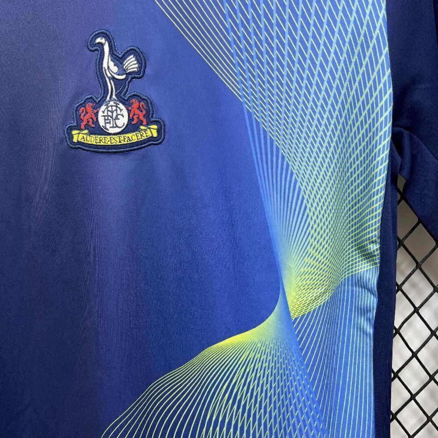 Tottenham Pre-Match dres - 25/26