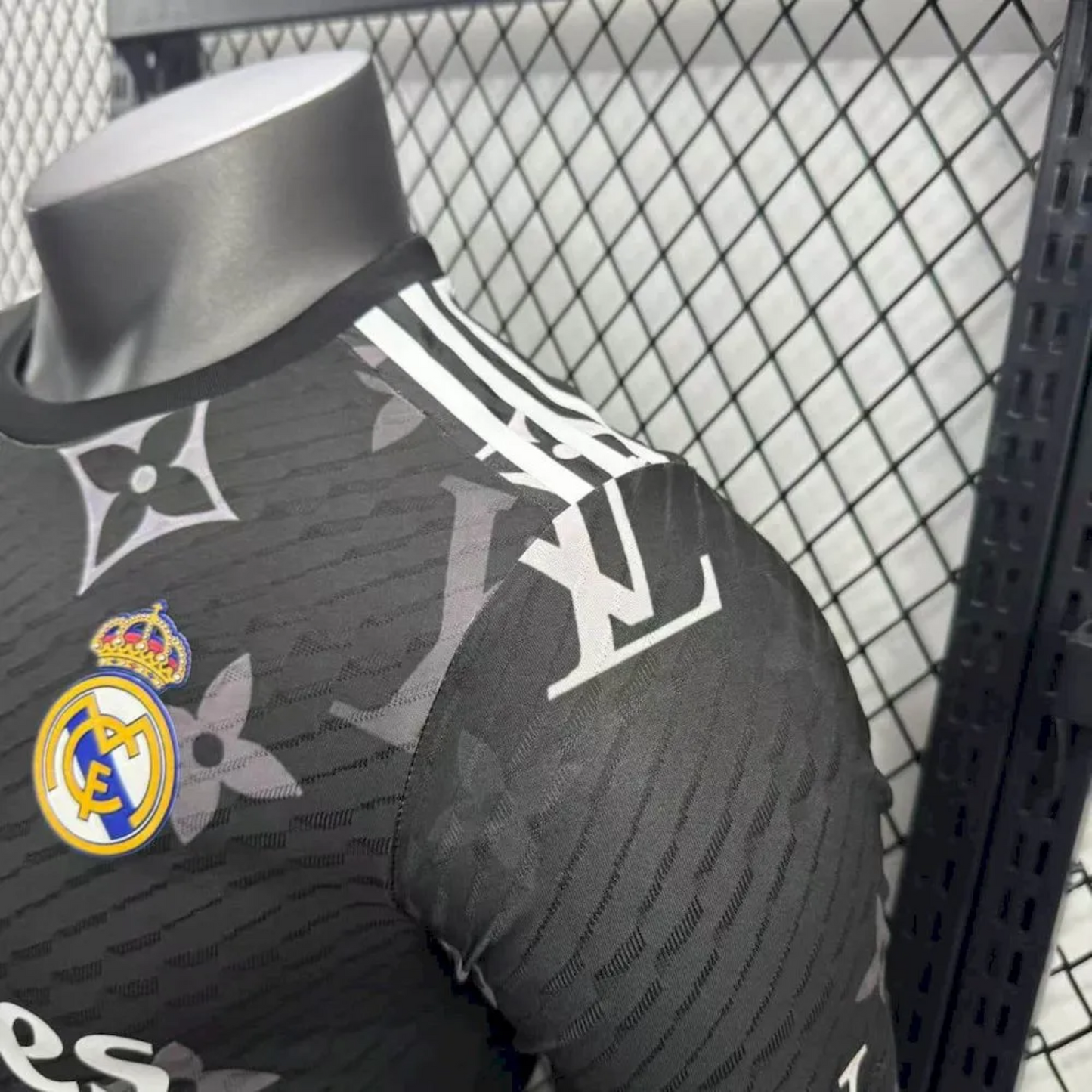 Real Madrid X Louis Vuitton Player Verzija dres - 25/26