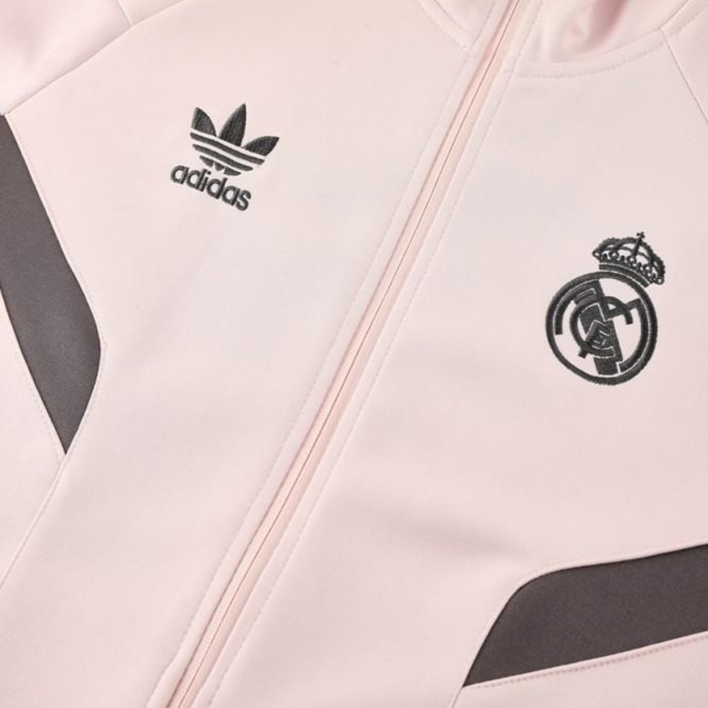 Real Madrid Light Pink Komplet - 2024/25