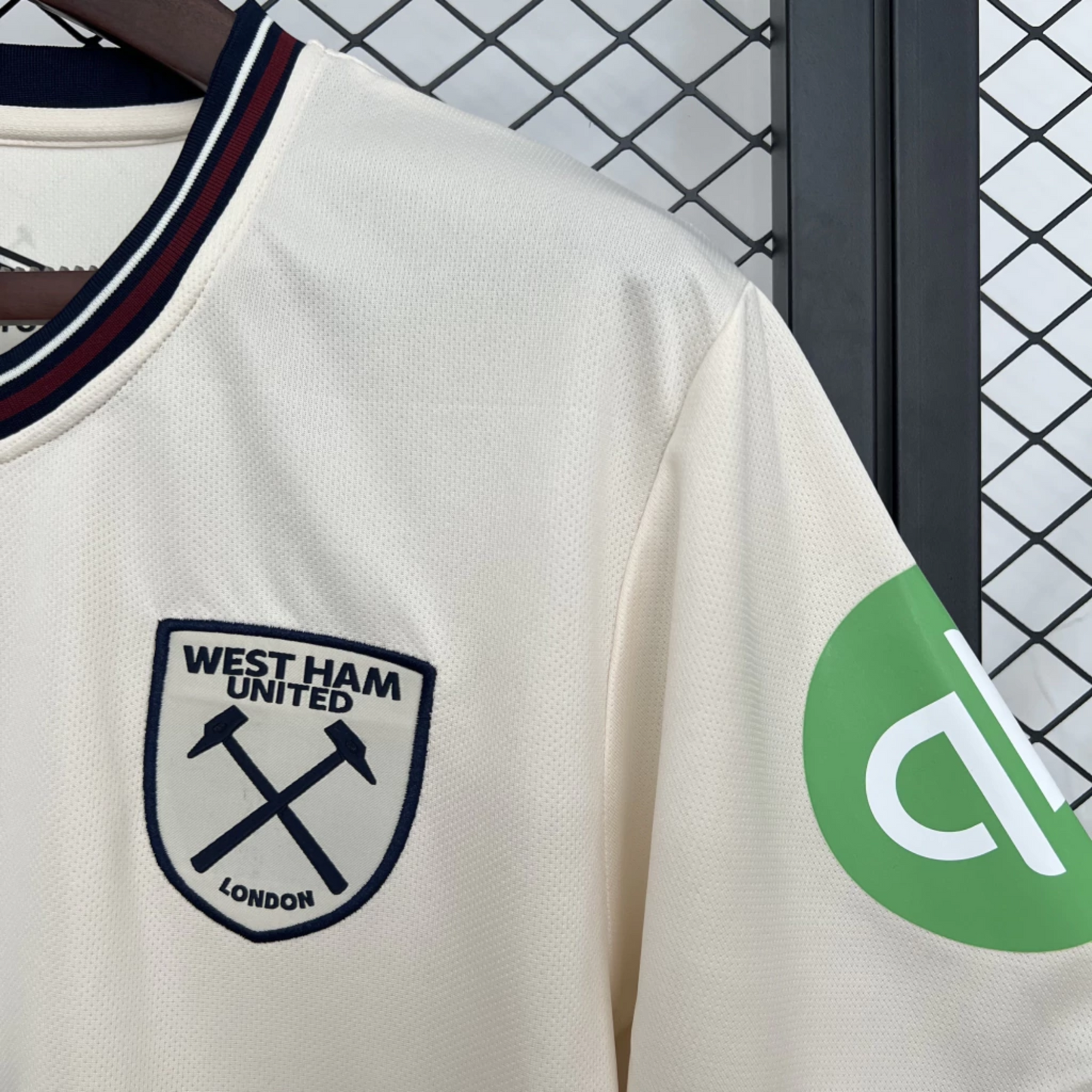 West Ham dres  - 25/26