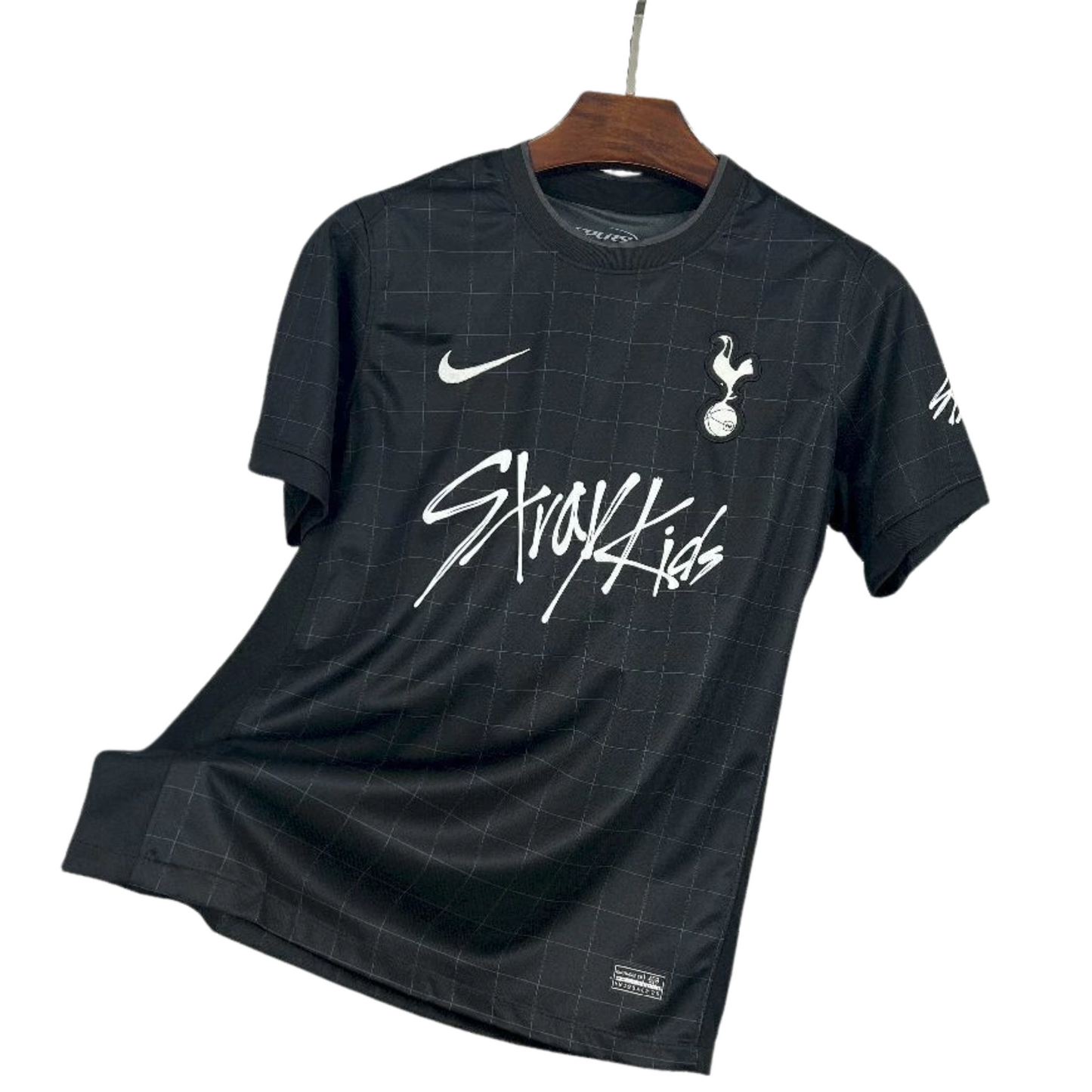 Tottenham Stray Kids x London Special Edition dres - 25/26