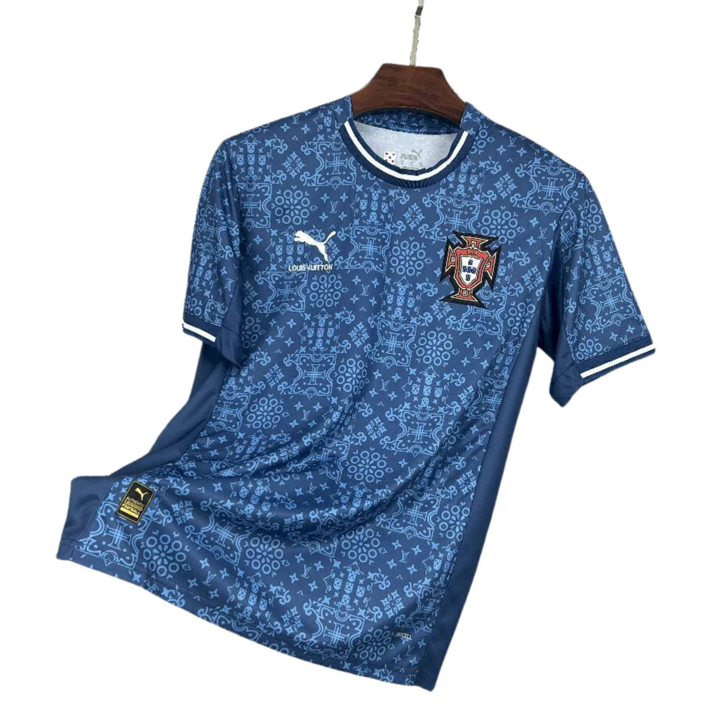 Portugal Louis Vuitton Special Edition dres - 2025