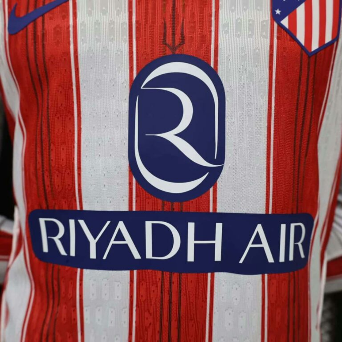 Atletico Madrid Player Verzija Dugi Rukav dres - 2026/27