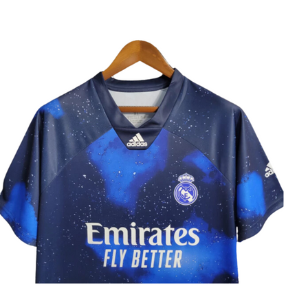 Real Madrid Retro Special Edition Dres - 18/19