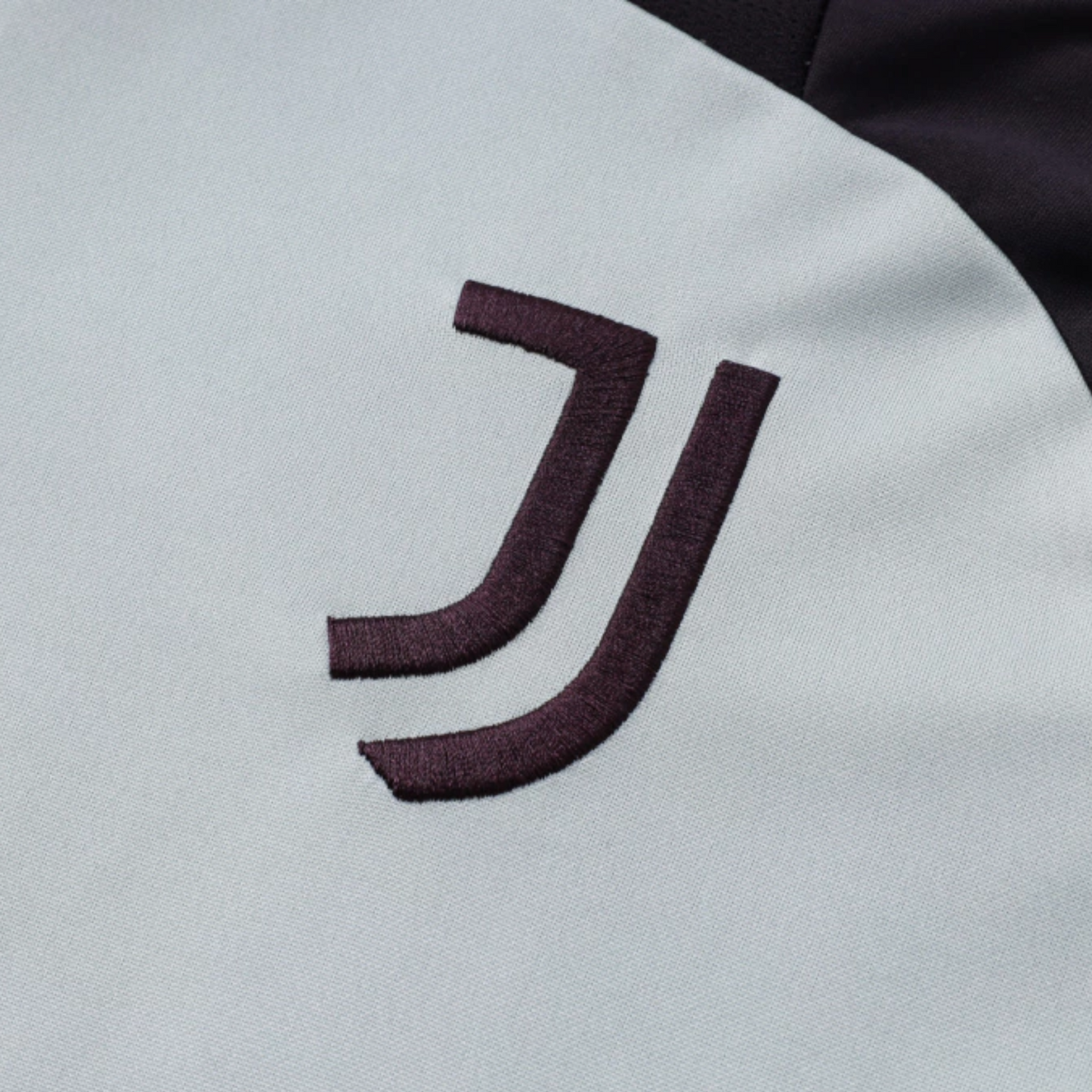 Juventus Training Kit - 25/26