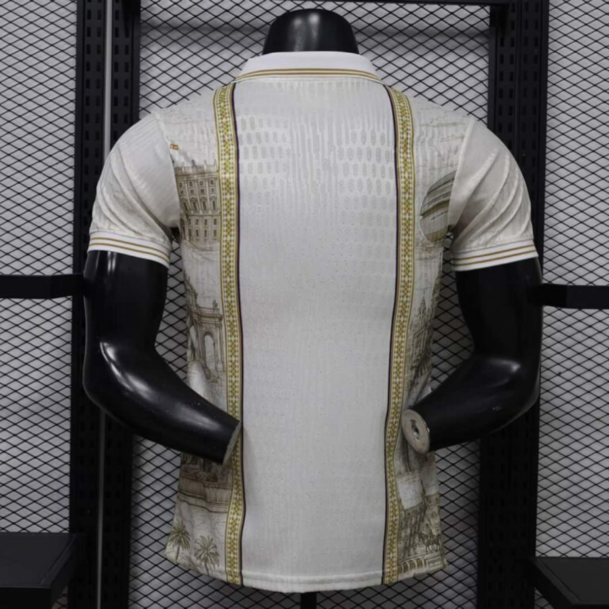Real Madrid Cream Gold City Special Edition Player Verzija dres - 2026/27