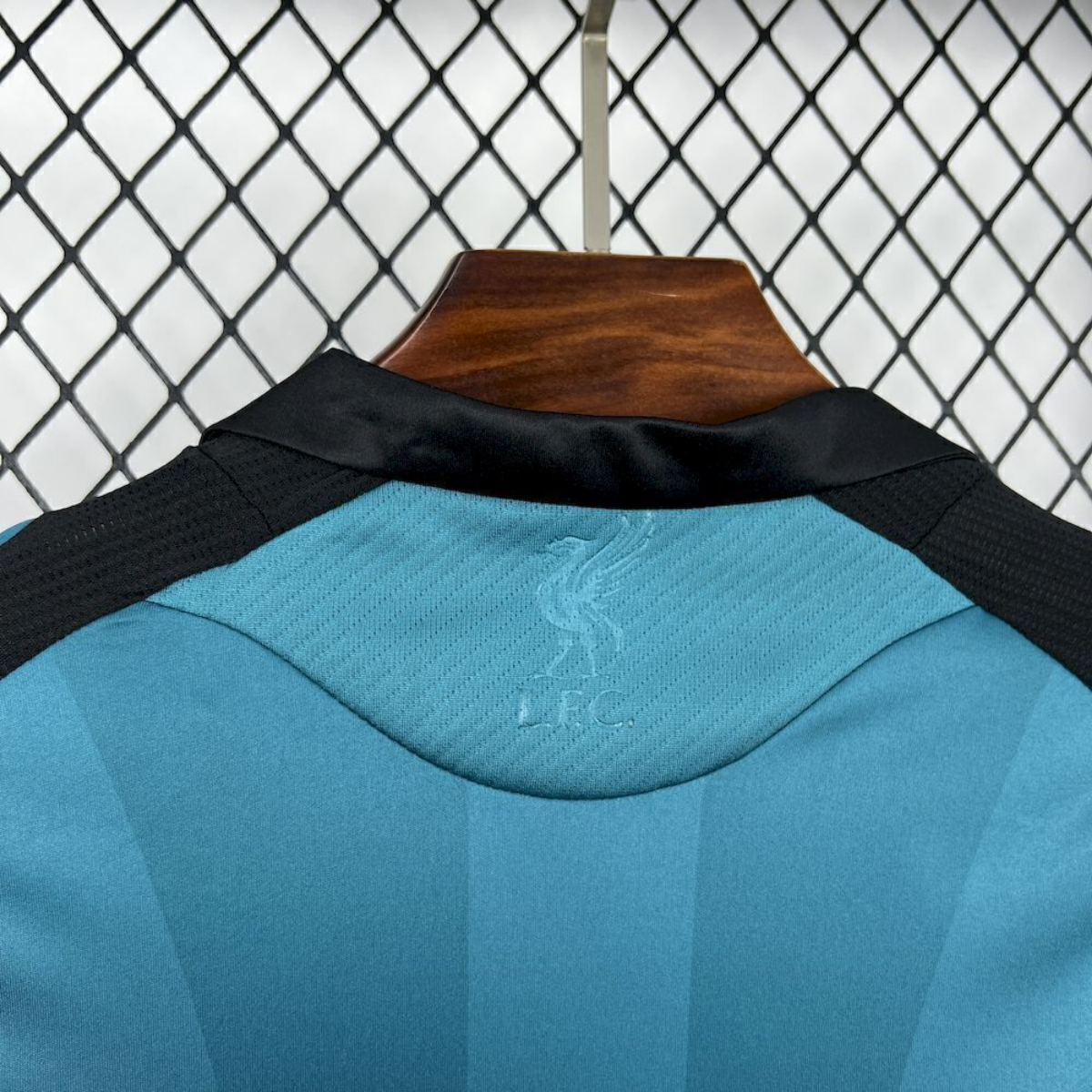 Liverpool III Dugi Rukav Retro dres - 08/09