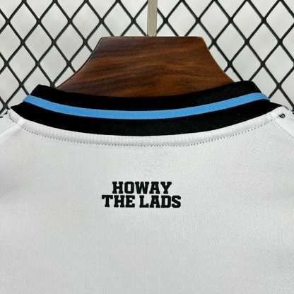 Newcastle dres - 25/26