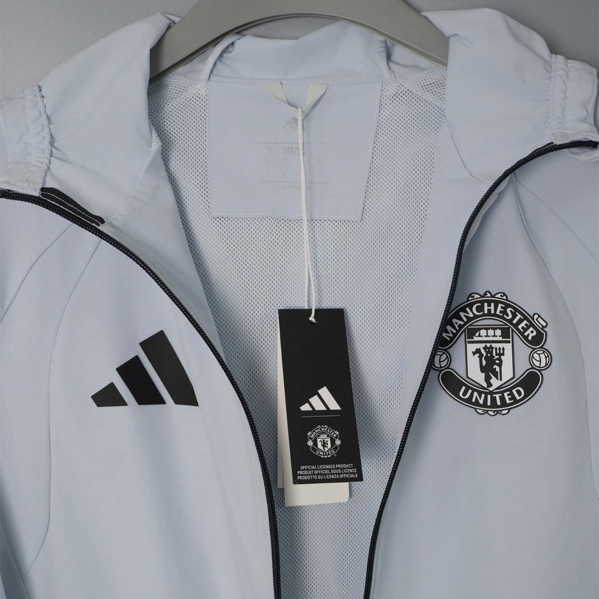 Manchester United Light Grey Vjetrovka - 2026/27