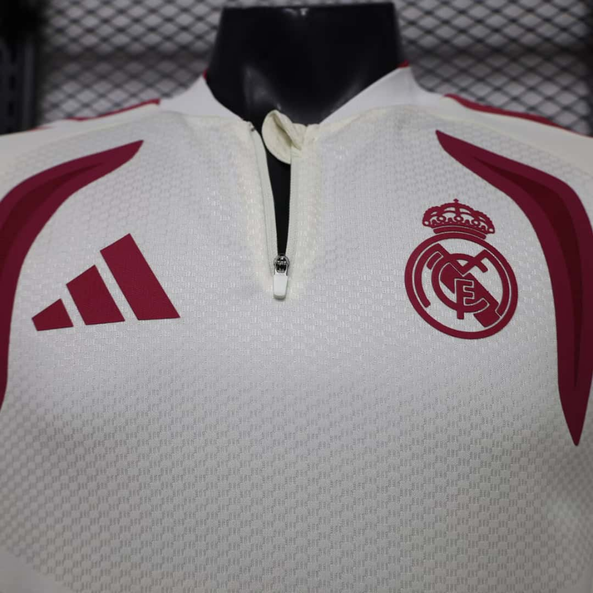 Real Madrid Off-White-Pink Player Verzija Dugi Rukav dres - 2026/27