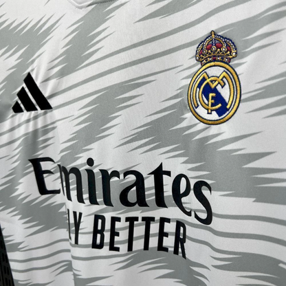 Real Madrid Pre-Match dres - 25/26