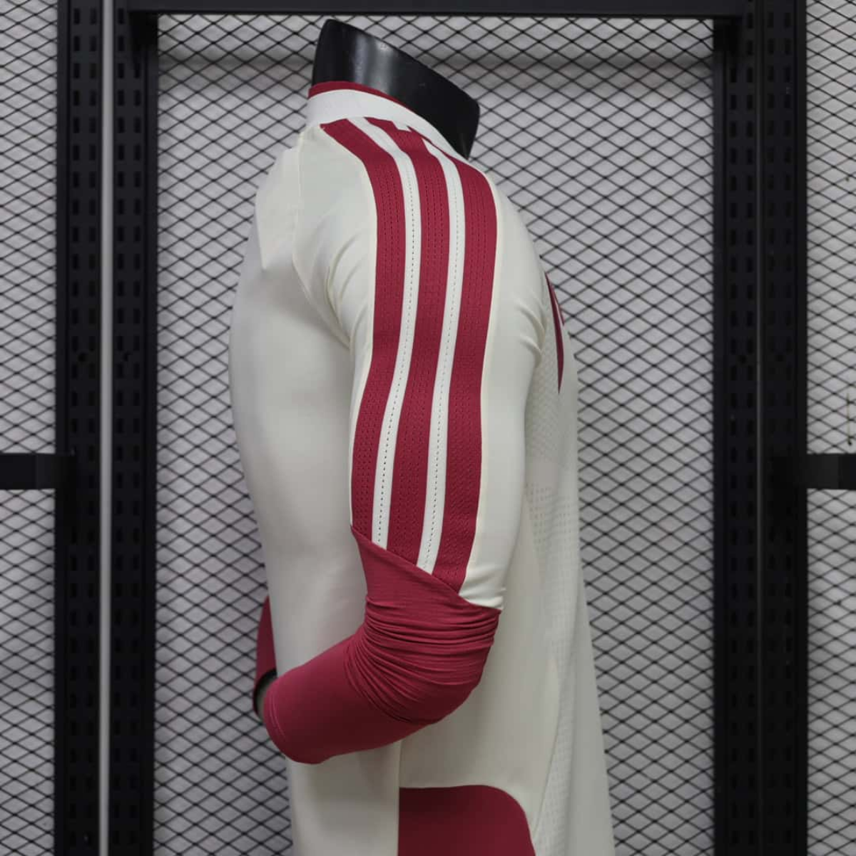 Real Madrid Off-White-Pink Player Verzija Dugi Rukav dres - 2026/27