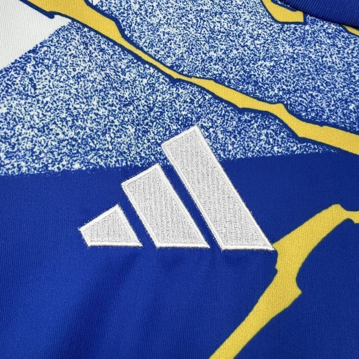 Real Madrid Pre-Match Marvel Avengers dres - 25/26