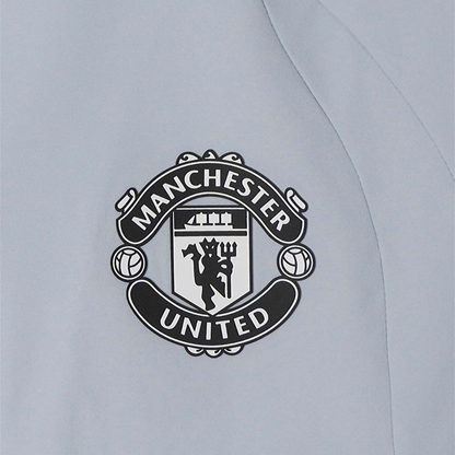 Manchester United Light Grey Vjetrovka - 2026/27