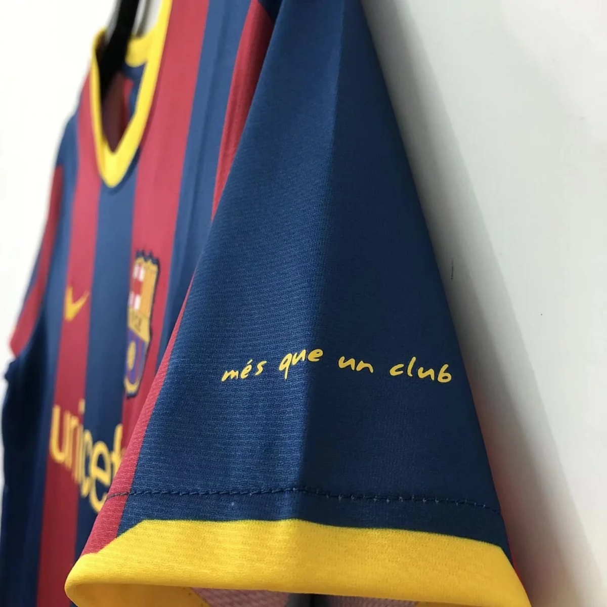 Barcelona Retro dres - 2010/11