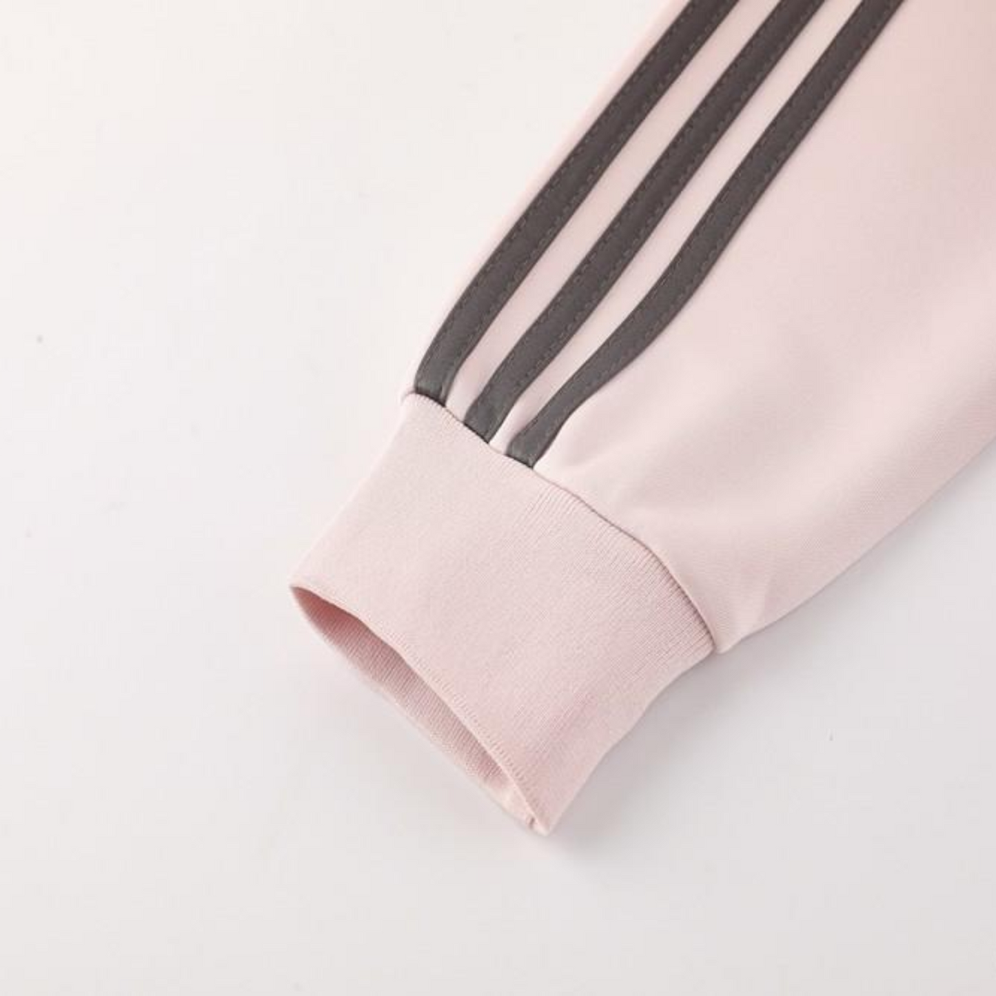 Real Madrid Light Pink Komplet - 2024/25